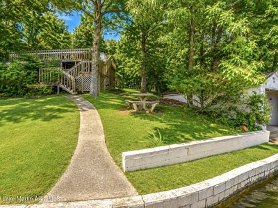 50 Kingswood Cir