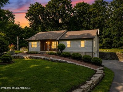 14082 Upper Maple Dr
