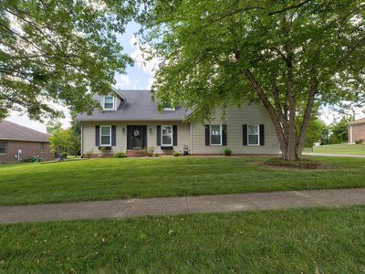 19 Fontaine Blvd