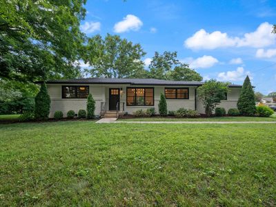 355 Barrywood Dr