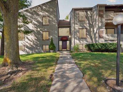 9601 Bayview Dr APT 301