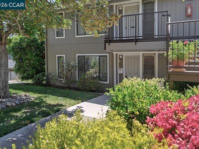 1316 Singingwood Ct APT 2