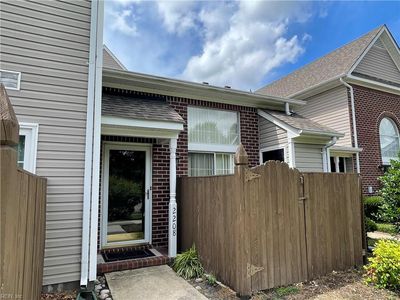 2208 Willow Point Arch