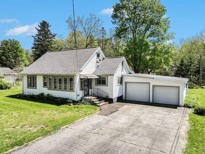 Property at 315 Pine St, Decatur, MI