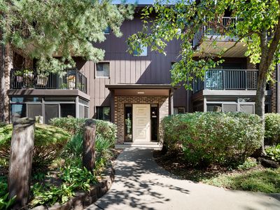 64 Pier Dr APT 302