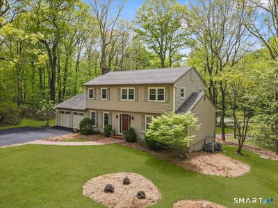 10 Silvermine Drive