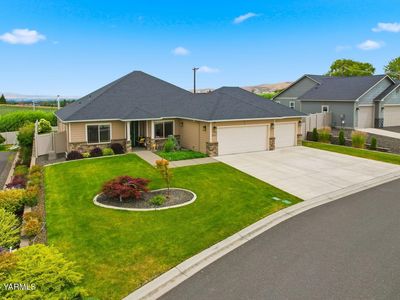 2007 S 73rd Ave