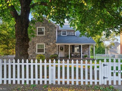 109 W Philadelphia Ave