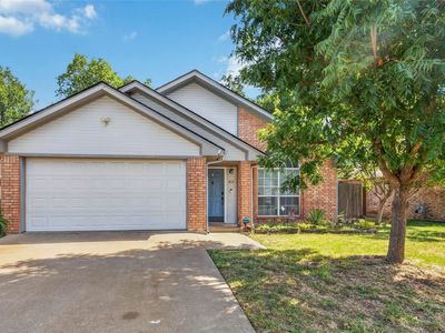 812 Brittany Dr