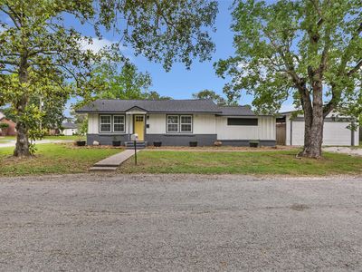 302 E Kay St