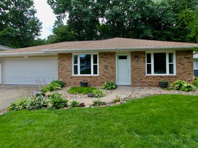 Property at 124 Shoshone Dr, East Peoria, IL