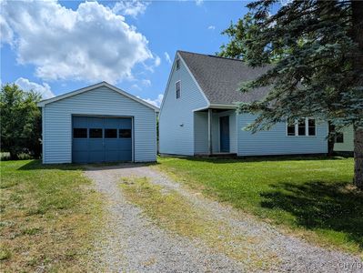 85 Eaton St