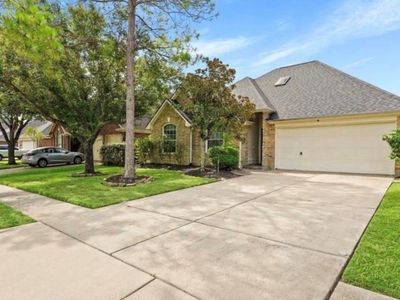 3106 Valley Ct