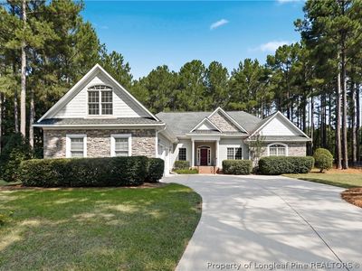 11 Rolling Pines Dr