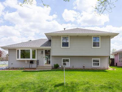 2906 Warren Dorris Dr