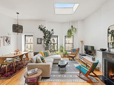 201 Saint Johns Pl #4