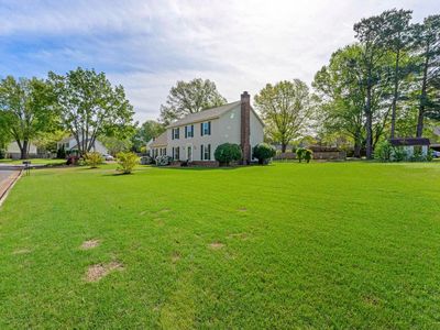 700 Lancelot Ln
