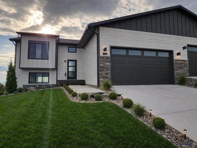 1121 Pinnacle Ct