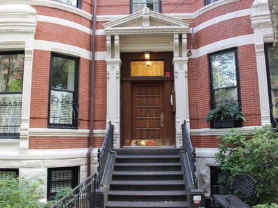 246 Marlborough St APT 1