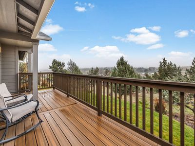 2100 SE Sagebrush Dr