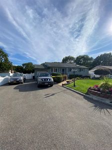 22 W Willow Street