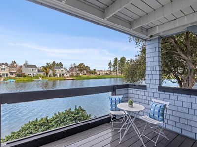 18 Cape Hatteras Ct