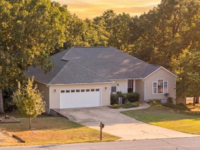 Property at 60411 E 320th Rd, Grove, OK
