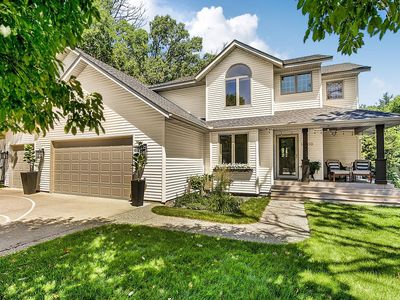 14000 Parkview Dr
