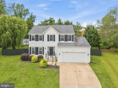 Property at 16270 Gayle Ct, Triangle, VA