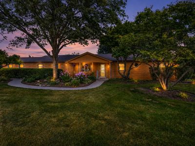 Property at 2116 N Pebble Dr, McHenry, IL