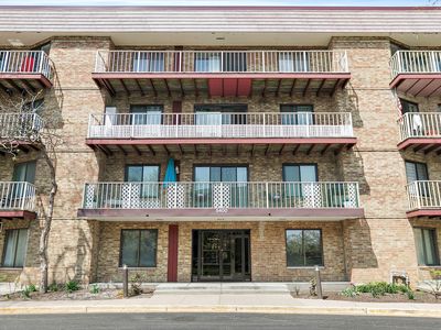 5400 Astor Ln APT 411