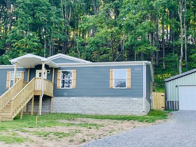 1271 Thompson Hill Rd