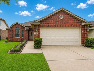 Property at 16 Morro Bay Dr, Manvel, TX
