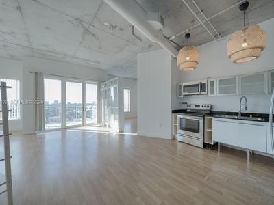 10 SW South River Dr APT 1406