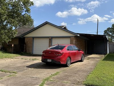 901 Regency Dr