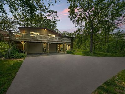 7946 Louella Dr