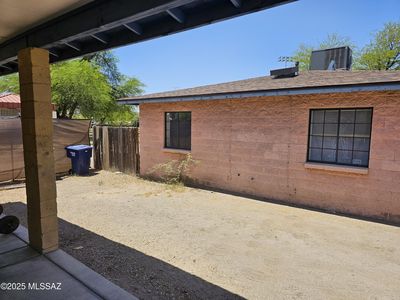 1030 N 13th Ave