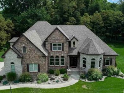 21562 Golden Maple Ct