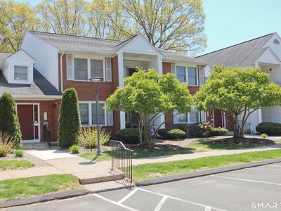 Property at 1 Concorde Way #B3, Windsor Locks, CT
