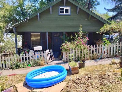 826 Mount Whitney St