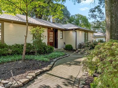 116 Eastland Dr