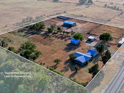 Property at 5423 Fm 1956, Nocona, TX
