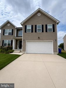513 W Birdie Ln