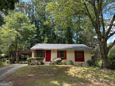 6177 Crestview Ln