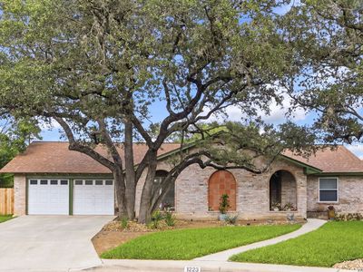 1223 Country Path