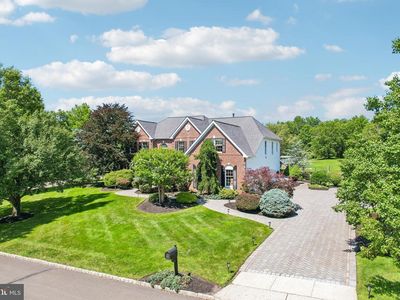 42 Morris Dr