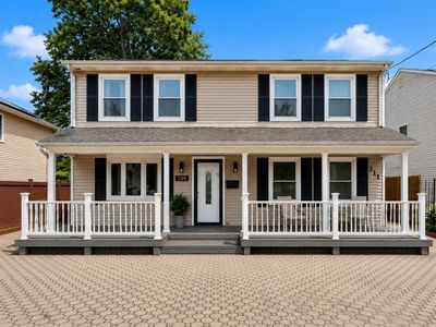 209 Main St