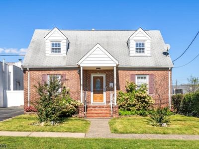 54 Hancox Ave