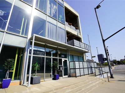 360 W Pershing Rd STE 170