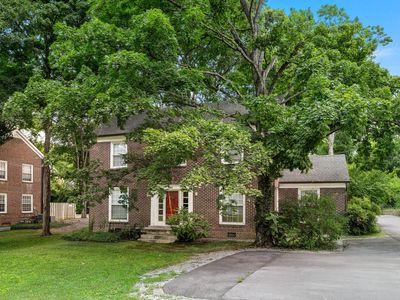 602 Bowling Ave